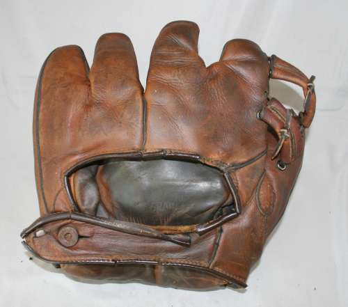 Joe DiMaggio OK F Back